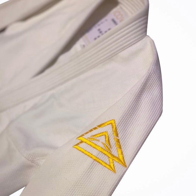 WHITE COVERT GI